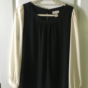 LOFT contrast sleeve blouse